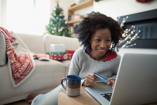 article 5 ways to keep your finances intact this holiday season 1